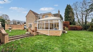 Photo 33- click for photo gallery